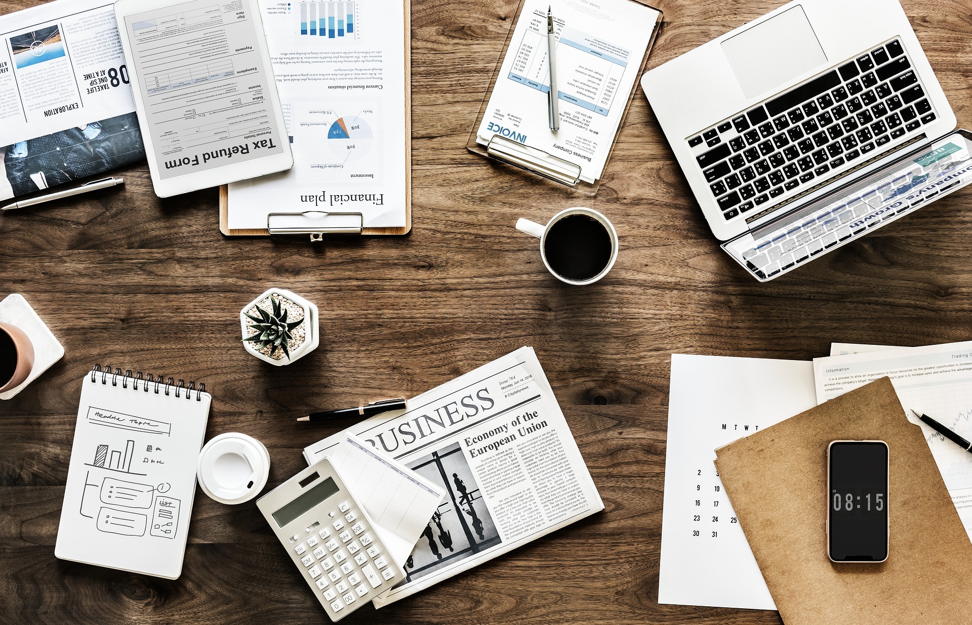 rawpixel-desk-3139127_1920