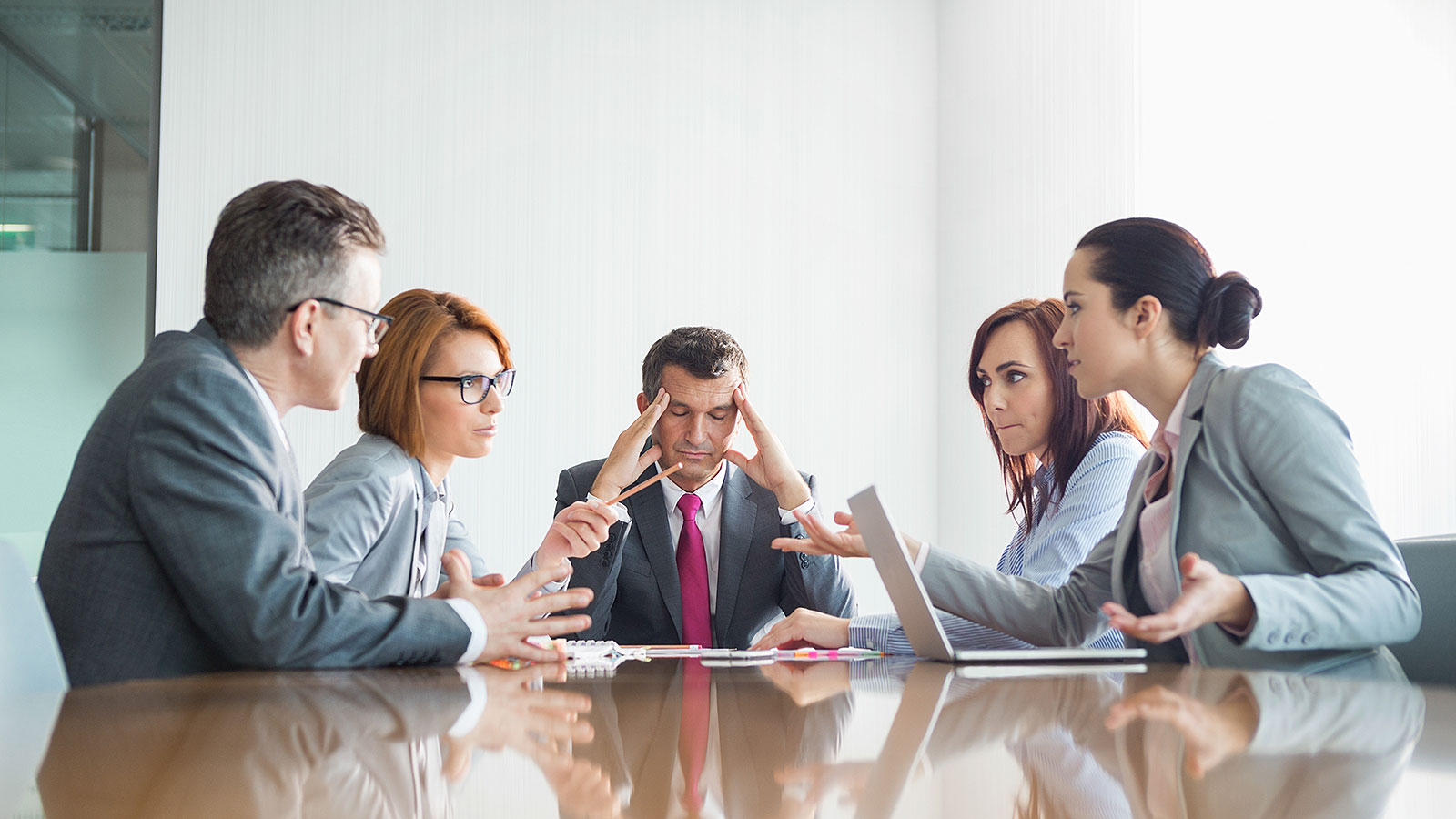 office-argument-190821 office-argument-190821